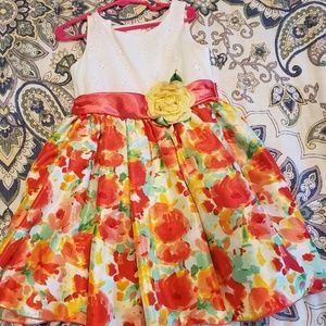 Girl's dress